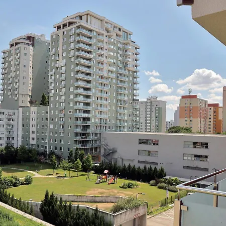 Apartamento Luxury Grand By Bratislavatrip *