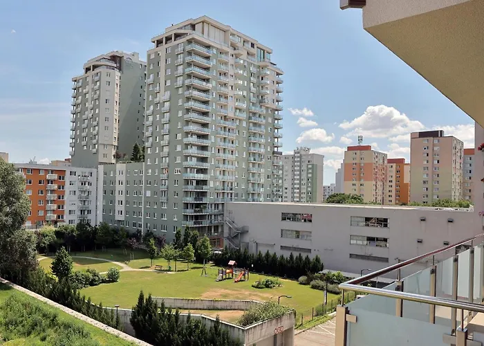 Apartament Luxury Grand By Bratislavatrip *