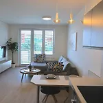 Luxury Grand By Bratislavatrip דירה