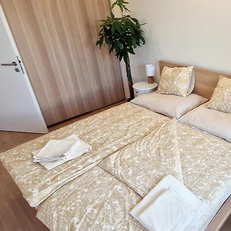 Luxury Grand By Bratislavatrip Апартаменты Братислава